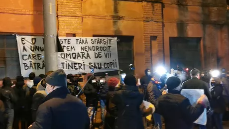 Un nou protest după tragedia de la Spitalul Matei Balș Oamenii sunt nemulțumiți de sistemul sanitar din România