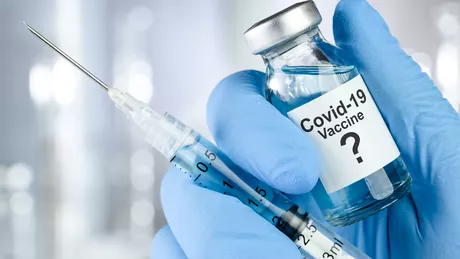 Vaccinurile COVID-19 pot provoca reacții alergice într-un caz din 100.000