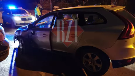 Un Volvo a fost făcut praf de iubita unui interlop din Iași care s-a urcat beată și fără permis la volan. Femeia era supărată că fiul și fostul soț au ajuns în arest după un scandal cu clanul Corduneanu Exclusiv