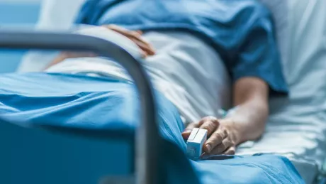 Dezvăluirile cutremurătoare ale unui fost pacient la Spitalul Judeţean din Arad Exact trei ore am stat cu persoana decedată împreună în același salon