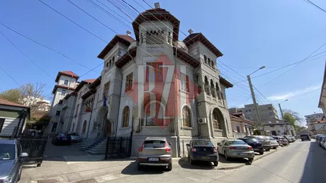 Este una dintre cele mai frumoase și impunătoare case din zona-centru a orașului Iași Un medic faimos a fost proprietar Infractorii sunt principalii vizitatori - GALERIE FOTO Exclusiv