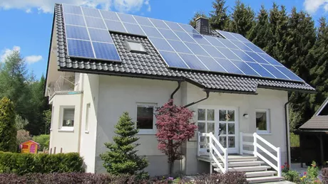 Mai mult de jumătate din ieșenii înscriși în programul Casa eficientă energetic au semnat contractele cu Fondul de Mediu. Beneficiarii primesc până la 15.000 de euro de la stat