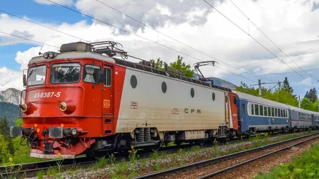 CFR Călători introduce legături cu trenuri directe din țară spre litoral în minivacanța de Paște
