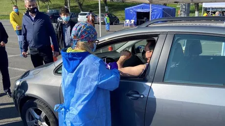 Vaccinare anti-Covid-19 drive-thru în Capitală. Cum se pot imuniza bucureştenii în maşină