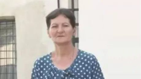 O femeie susține că viața întregii familii a devenit un calvar după ce pe blocul în care locuiesc au fost montate antene