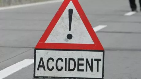 În Giurgiu s-a produs un accident rutier unde șoferul mașinii și-a pierdut viața iar alte 3 persoane au transportate la spital