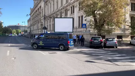 Alertă cu bombă în București. Pirotehniștii intervin în forță după ce a fost descoperită o valiză suspectă