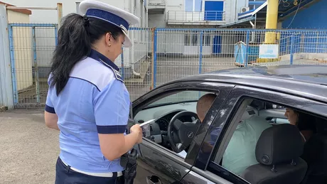 Atenţie şoferi Poliţiştii rutieri ieșeni verifică viteza pe Bulevardul Chimiei - FOTO VIDEO