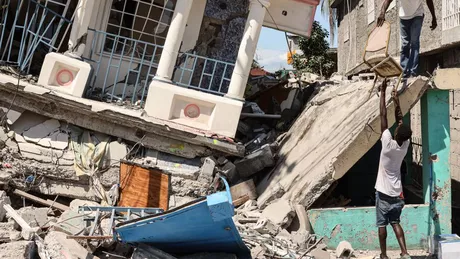 Cutremur major în Haiti Autorităţile estimează că mii de persoane au murit - FOTO