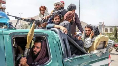 Principalii lideri talibani se întorc în Afganistan după exilul din Qatar
