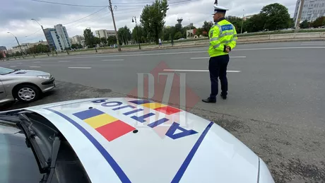 Polițiștii au împărțit din nou zeci de amenzi Șoferii și pietonii prinși pe picior greșit au fost sancționați
