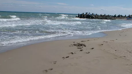 Un cadavru decapitat a fost găsit pe o plajă din Constanța Se afla în stadiu avansat de putrefacţie
