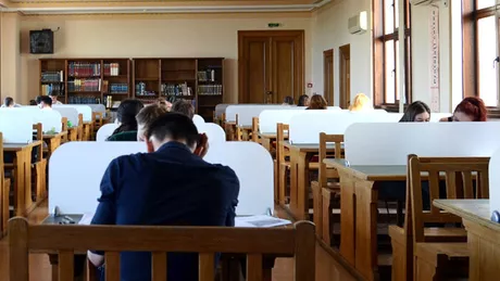 Expoziția Generația digitală și dependența de media la Biblioteca Centrală Universitară din Iași