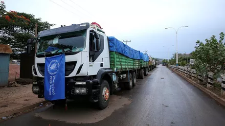 Zeci de membri ONU care transportau în camioane ajutor umanitar au fost arestaţi în Etiopia