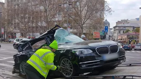 Accident grav în centrul Capitalei. Şofer băut şi drogat urmărit de poliţişti