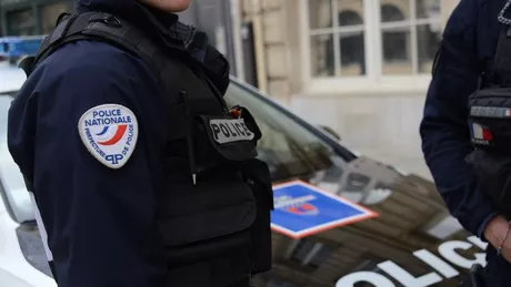 Alertă în Franța Două persoane au fost luate ostatice într-un magazin