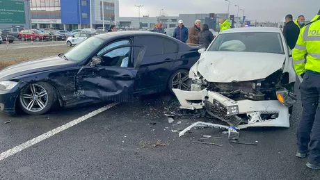 Carambol pe drumul european în localitatea Leţcani O șoferiță aflată la volanul unui autoturism marca BMW a distrus două maşini -EXCLUSIV FOTO VIDEO