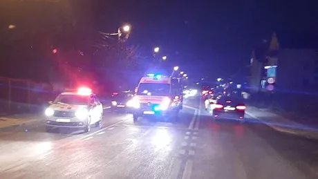 Accident rutier în Miroslava. Un pieton care ar fi fost băut acroșat de un autoturism - EXCLUSIV FOTO