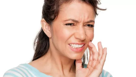 Cât durează durerea după extracție măsea de minte Cum îți sunt afectați dinții