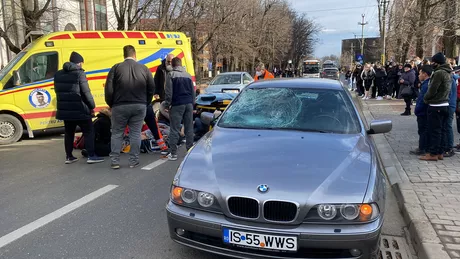 Accident rutier grav în municipiul Iași Un șofer cu BMW a acroșat un pieton - EXCLUSIV FOTO VIDEO UPDATE