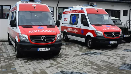 O elevă din Vaslui a decedat după ce a ieşit din izolare în ambulanţă