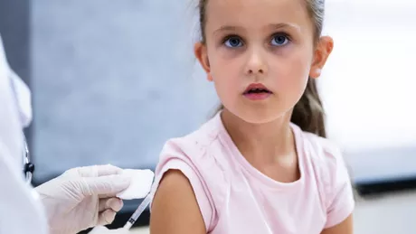 23 de copii au fost vaccinaţi anti-Covid-19 în prima zi a campaniei de imunizare la Iași