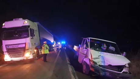 Trei autovehicule au fost implicate într-un accident rutier în județul Suceava. Printre persoanele rănite se afla și un copil