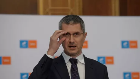 Reacția publică a lui Dan Barna la demisia lui Dacian Cioloș Am foarte mare încredere că partidul va rămâne unit - VIDEO