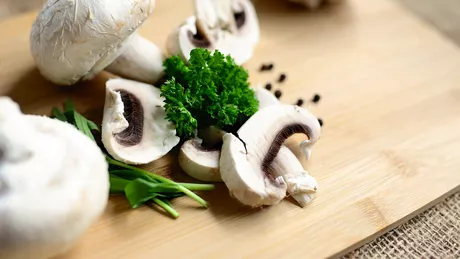 Rețete cu ciuperci champignon. Delicii culinare în zilele de post