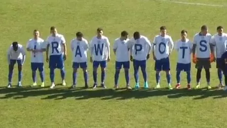 Fotbaliștii lui Poli Iași au vrut să afișeze un mesaj împotriva războiului dar nu prea le-a ieșit