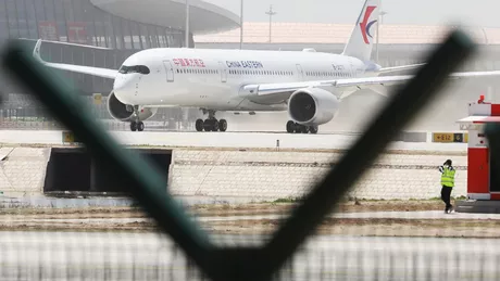 Avion cu sute de persoane s-a prăbușit în China
