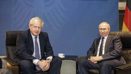 Premierul britanic Boris Johnson despre negocierile cu Vladimir Putin E ca şi cum ai vorbi cu un crocodil care ţi-a prins piciorul între fălci