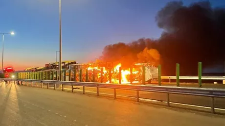 Incendiu pe drumul Expres Craiova-Pitești - FOTO VIDEO
