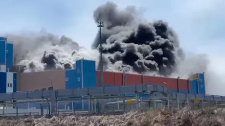 Incendiu puternic la o centrală termoelectrică de pe insula Sahalin din Rusia