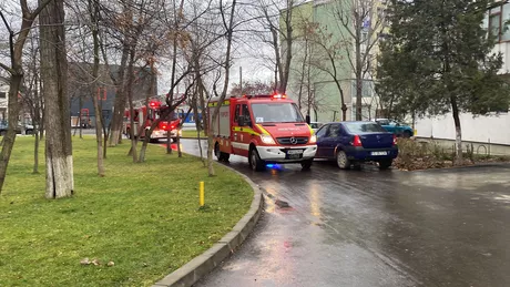 O persoană băută a căzut de la etajul 4 al unui bloc din Iași. A ajuns de urgență la spital - EXCLUSIV
