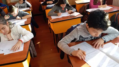Elevii de clasa a VI-a din Iași au susținut Evaluarea Națională la matematică și științe ale naturii. Cum au arătat subiectele