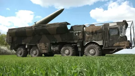Rusia a trimis rachete Iskander la granița cu Finlanda. Transporturile de armament survin după anunțare candidaturii la NATO