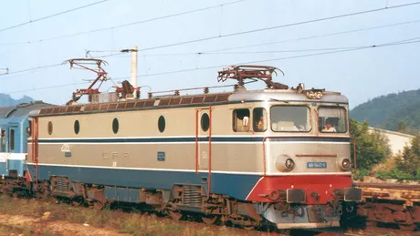 Un tren a luat foc în gara Videle din județul Teleorman. Aproximativ 250 de oameni au fost evacuați