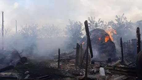 Incendiu în comuna Movileni. O persoană ar fi suferit arsuri grave - EXCLUSIV FOTO UPDATE