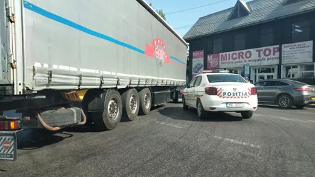 Accident rutier în municipiul Iași. Intersecția Bucium - Poitiers este blocată parțial - EXCLUSIV