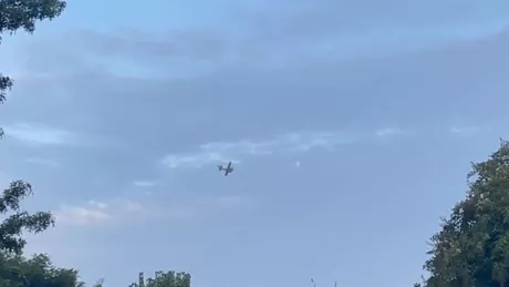 Un pilot care zboară deasupra statului Mississippi amenință că va intra cu avionul într-un hipermarket