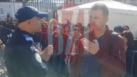 Scandal de proporții la moaștele Sfintei Parascheva. Un bărbat s-a revoltat după ce a așteptat mai multe la ore la rând  - EXCLUSIV FOTO VIDEO