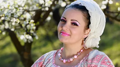 Silvana Rîciu o prezență discretă pe Facebook. Cum l-a cunoscut celebra interpretă de folclor pe actualul soț