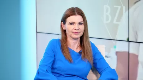 Sfaturi pentru îngrijirea pielii în sezonul rece. Dr. Claudia Artenie Cel mai mult are de suferit tenul uscat tenul matur - VIDEO