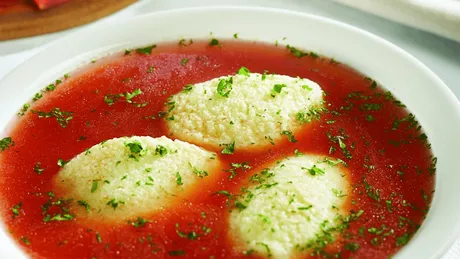 Supă de roșii cu găluște. Rețeta cu care vei obține o mâncare delicioasă