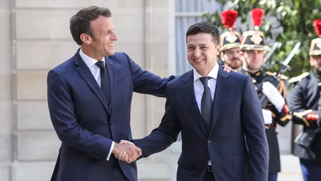 Macron şi Zelenski discuții privind organizarea unui summit pentru pace