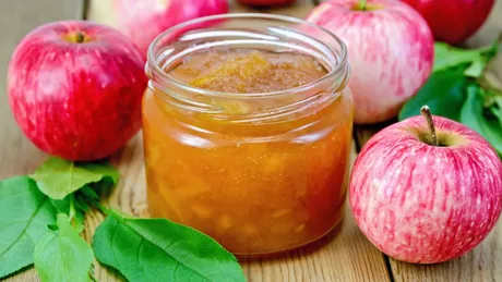 Gem de mere cu coajă. Beneficii nutriționale oferite de dulceața aromată