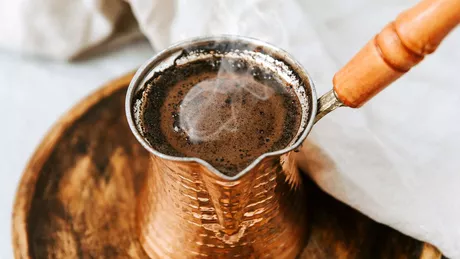 Viața cu aromă de cafea turcească. În Turcia cafeaua este mai mult decât o simplă băutură