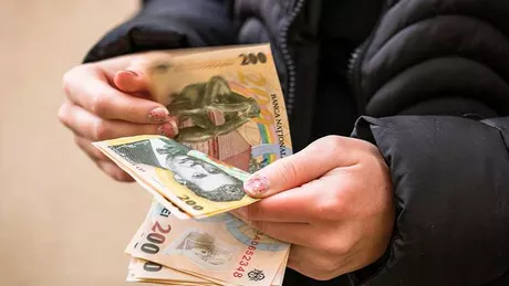Românii care primesc salarii majorate între 400 de lei şi 1.500 de lei de la 1 ianuarie 2024