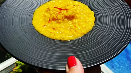 Risotto alla milanese. Un simbol al rafinamentului culinar italian